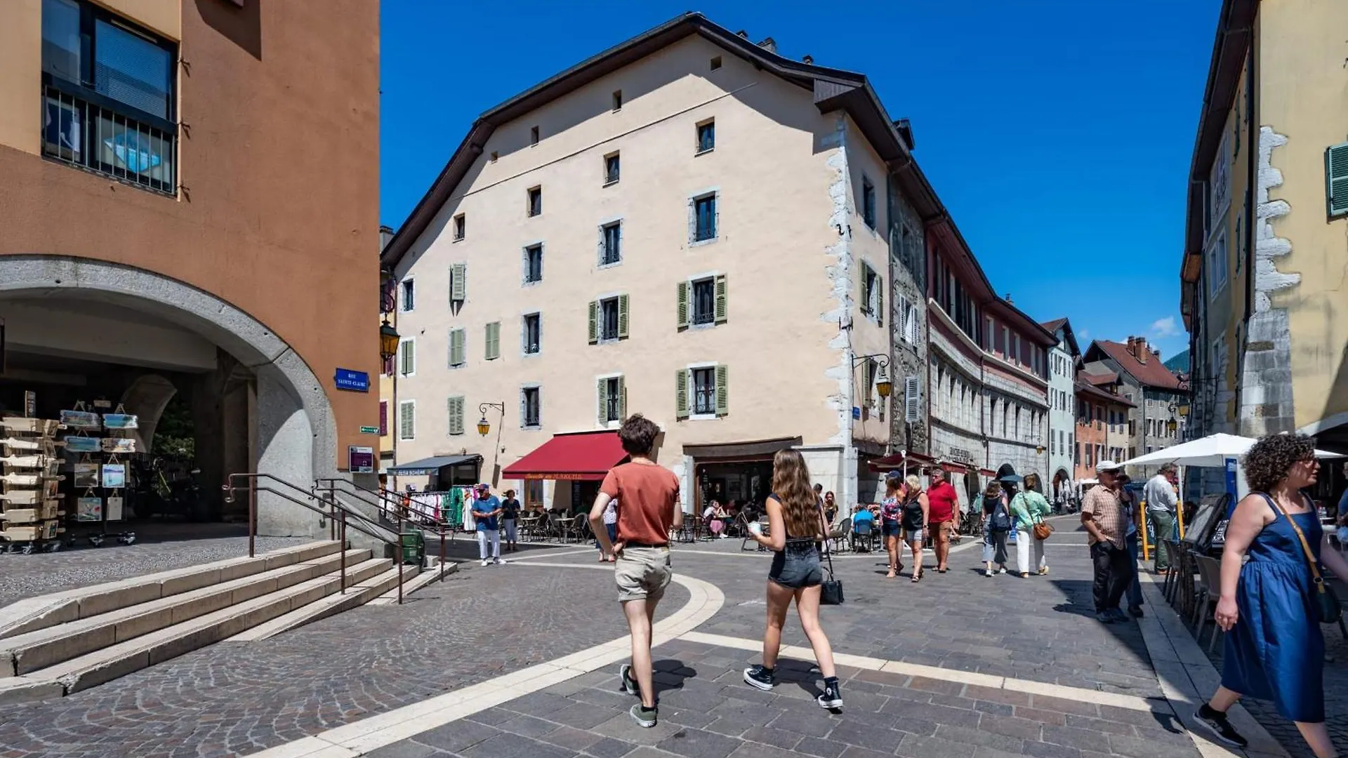 Le Sainte Claire - T2 En Vieille Ville Annecy